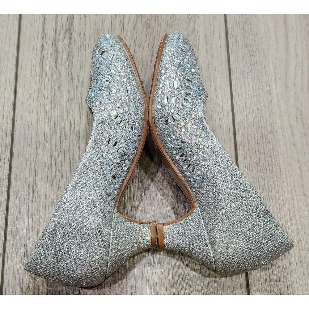 Girls Size 10 Silver Glitter Rhinestone Low Heel Pumps Dress Up Shoes Holiday